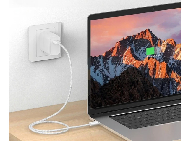 USB-C to USB-C Cable 1m