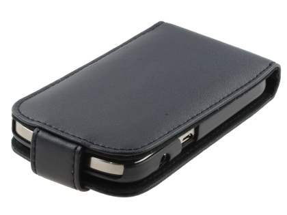 BlackBerry Bold 9900 Genuine Leather Flip Case - Black