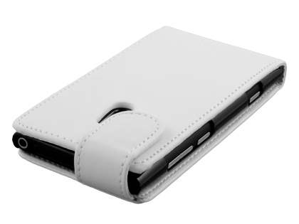 Nokia Lumia 800 Synthetic Leather Flip Case - White