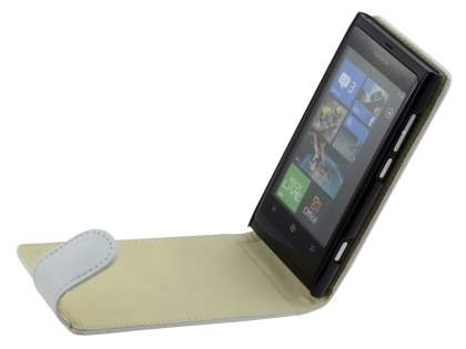 Nokia Lumia 800 Synthetic Leather Flip Case - White