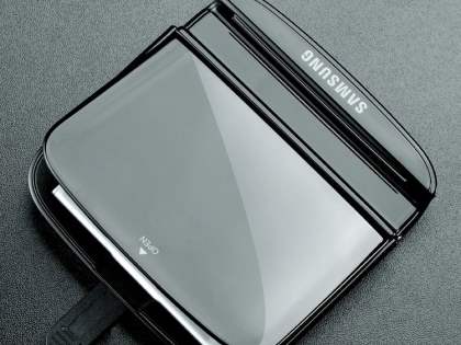 Genuine Samsung I9300 Galaxy SIII Stand and Spare Battery Charger ONLY