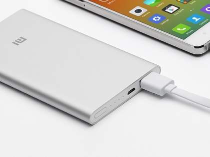 Xiaomi 5000 mAh Ultra Slim External Battery Recharger - Light Grey